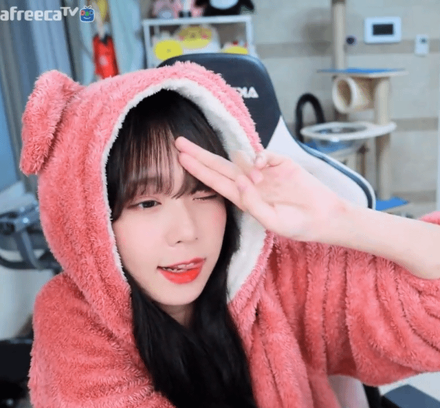 16208628997553.gif