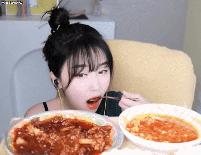 162086324567.gif