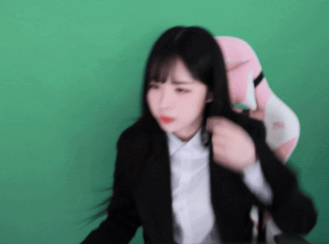 16218158411799.gif