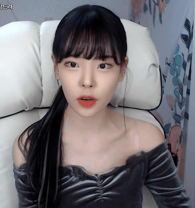 16220512124612.gif