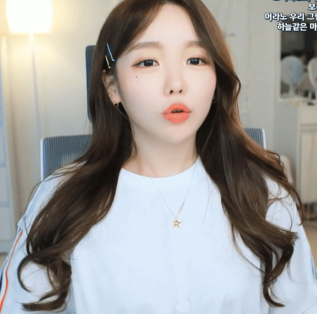 16220515081972.gif