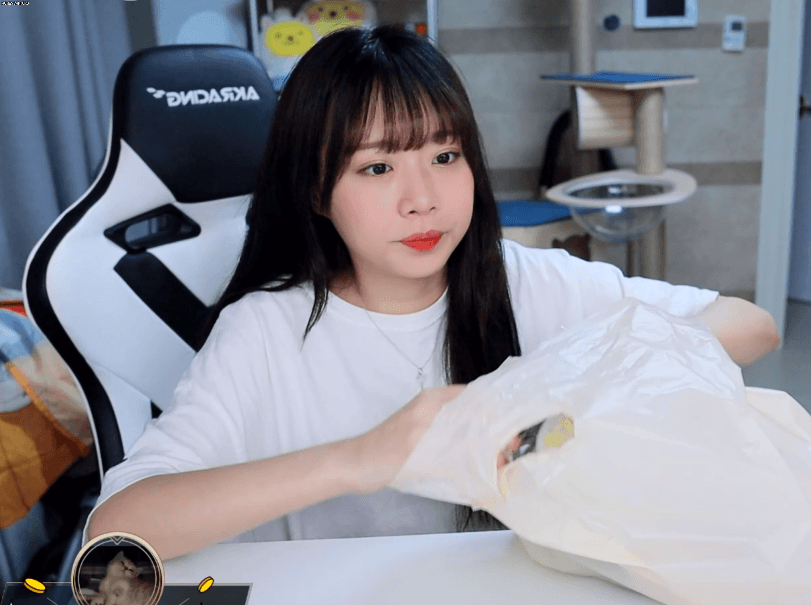 16223648985476.gif