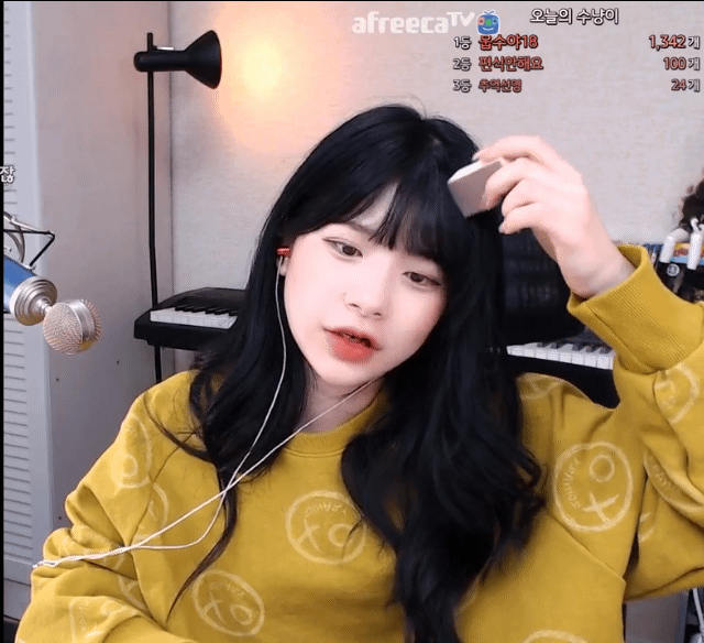 16241987132779.gif