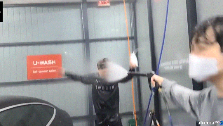 16260115098728.gif