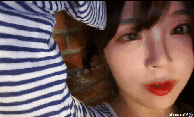 16263468092013.gif