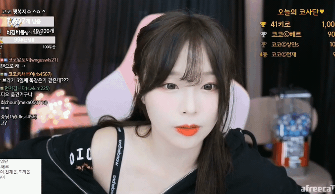 16270322767861.gif