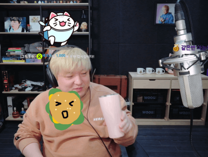 16390180849514.gif