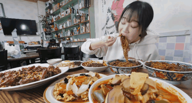 16405193742086.gif