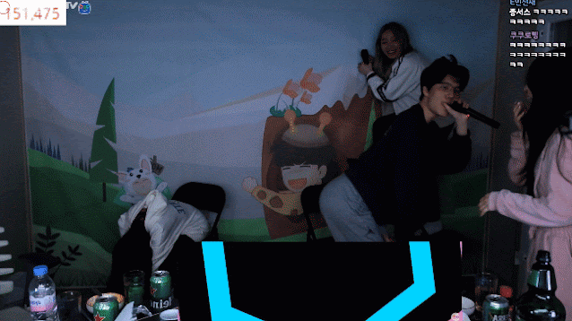 16437660003788.gif