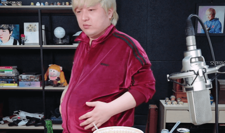 16465267666328.gif