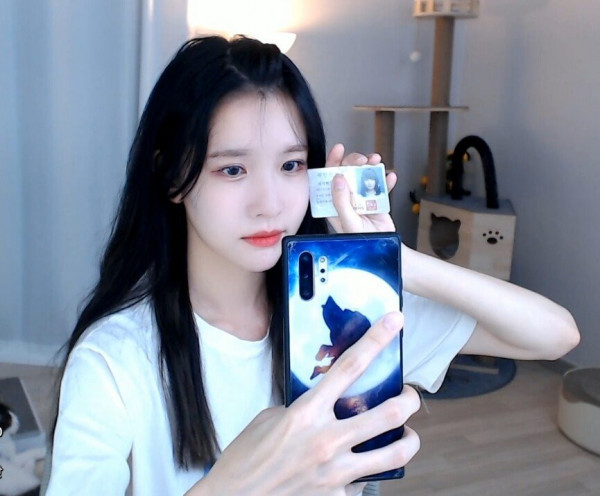16319062464045.jpeg