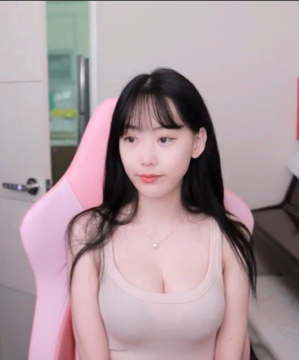 16455808804131.jpg